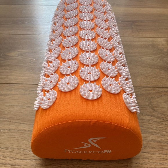 FWP! Acupressure Neck Pillow, Bed of Nails Shakti Mat, Massage Therapy Cushion - Picture 2 of 4